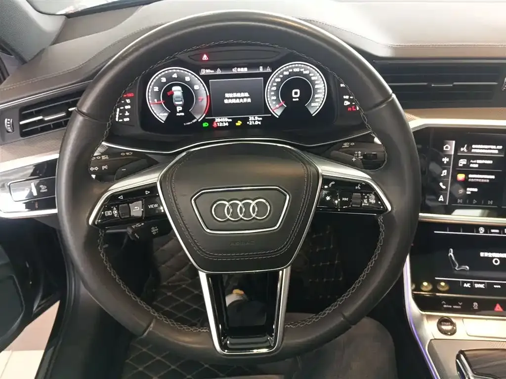 Audi A6L — фото 10
