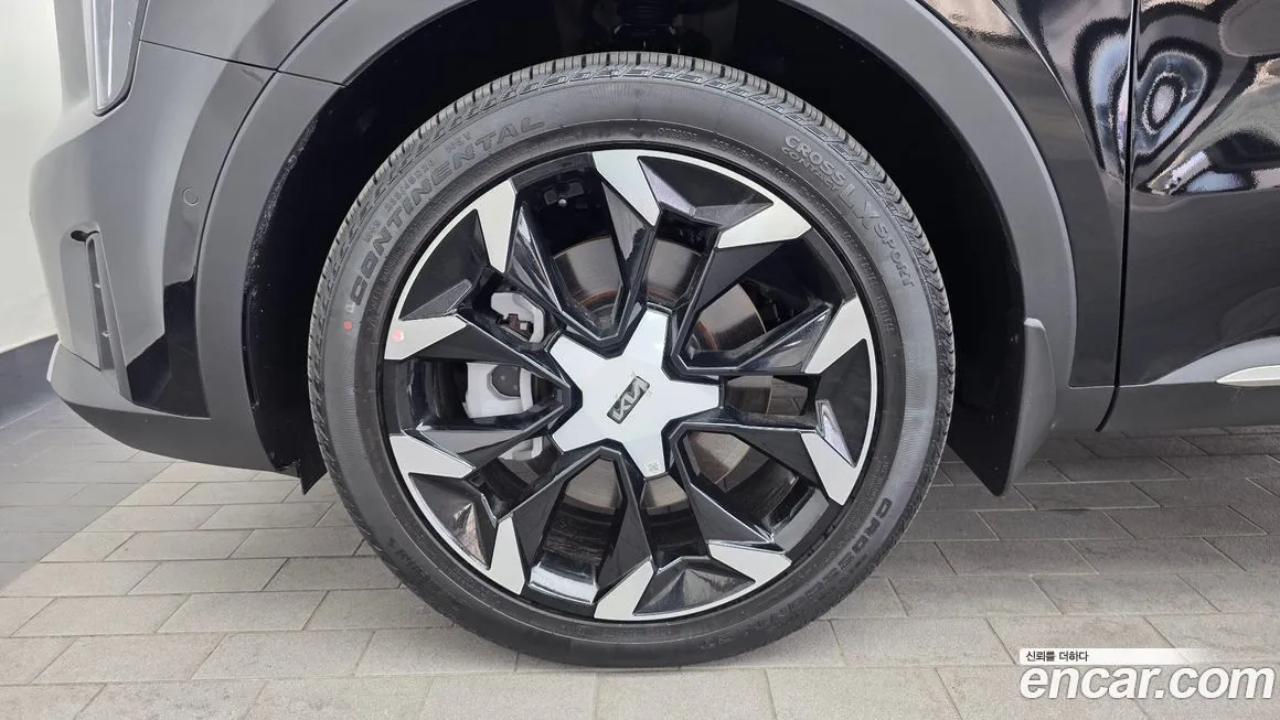 Kia Sorento — фото 7