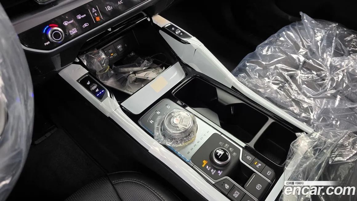 Kia Sorento — фото 10