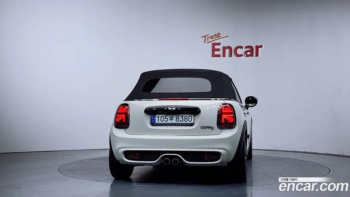 Mini Cooper Convertible — фото 4