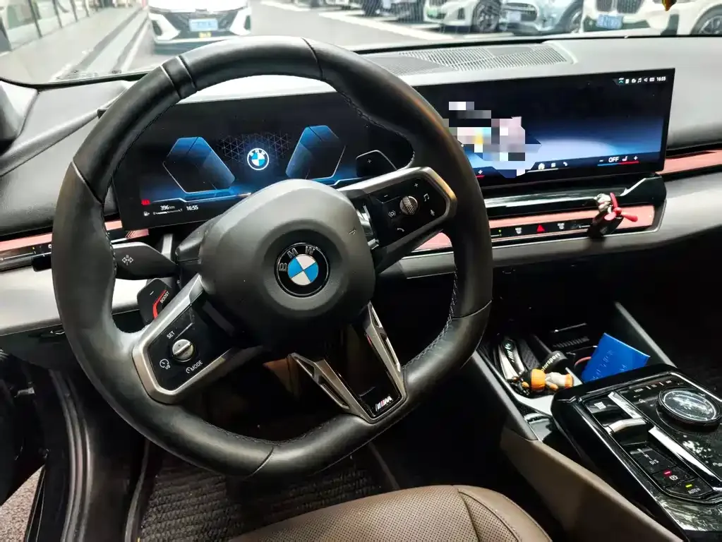 BMW 5 Series — фото 2