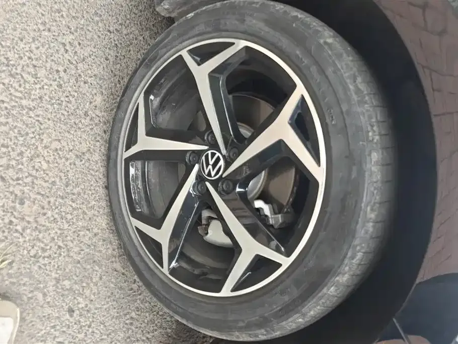 Volkswagen Passat — фото 3