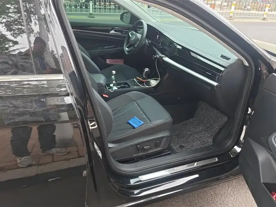 Volkswagen Passat — фото 6