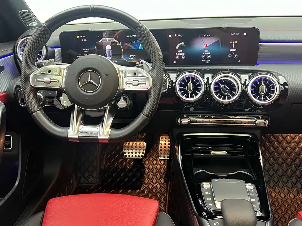 Mercedes-Benz A-Class AMG — фото 10