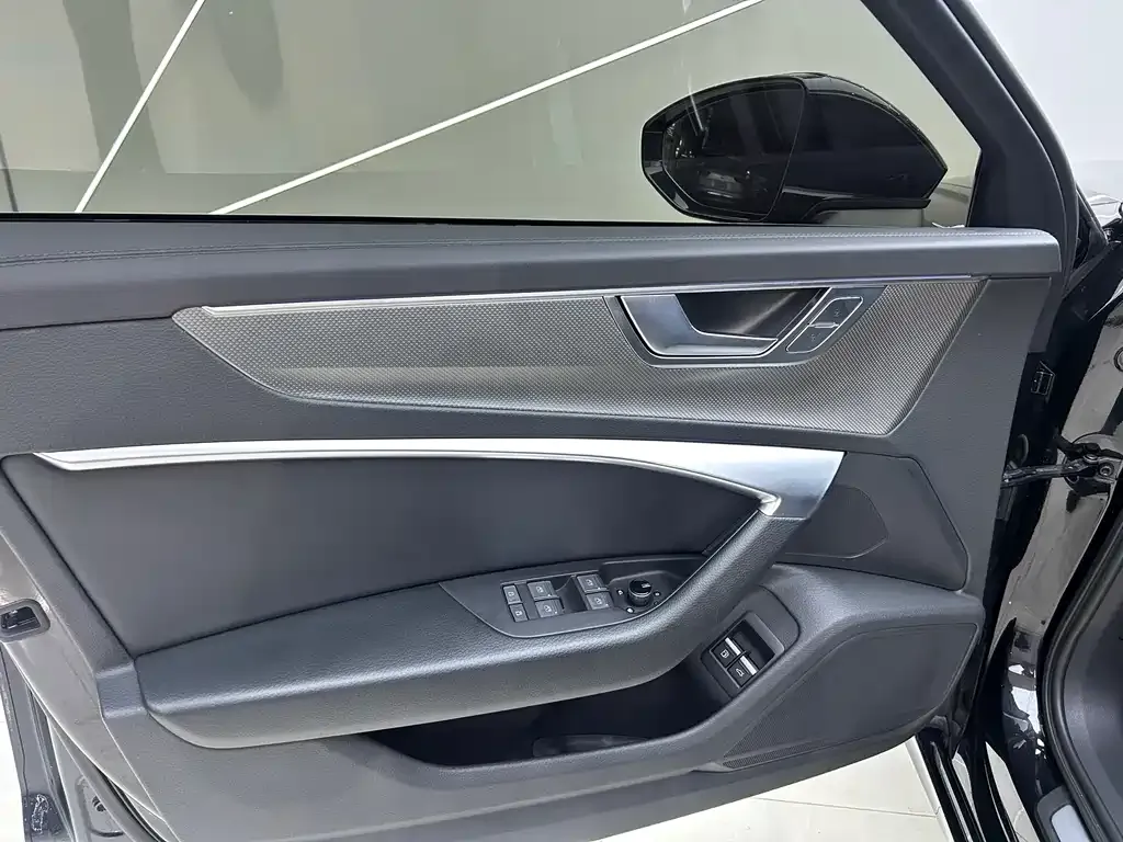 Audi A6L New Energy — фото 4