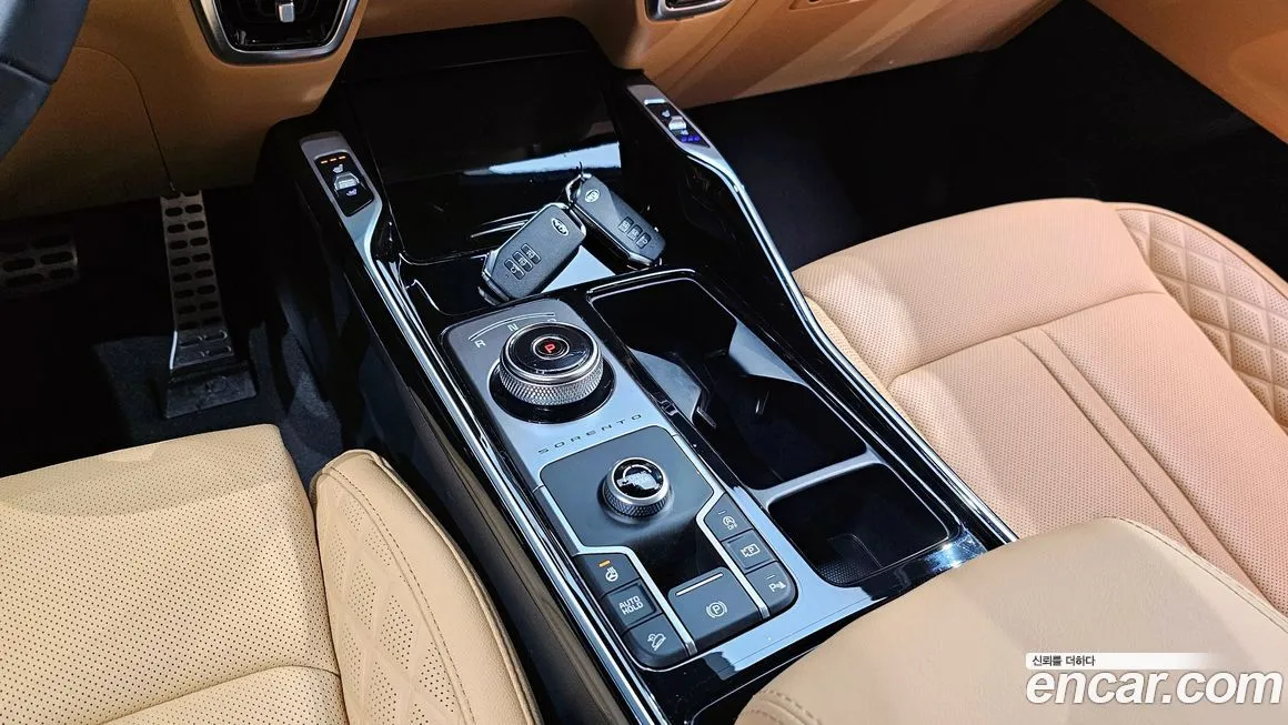 Kia Sorento — фото 9