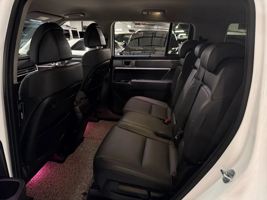 Hyundai Santafe — фото 4