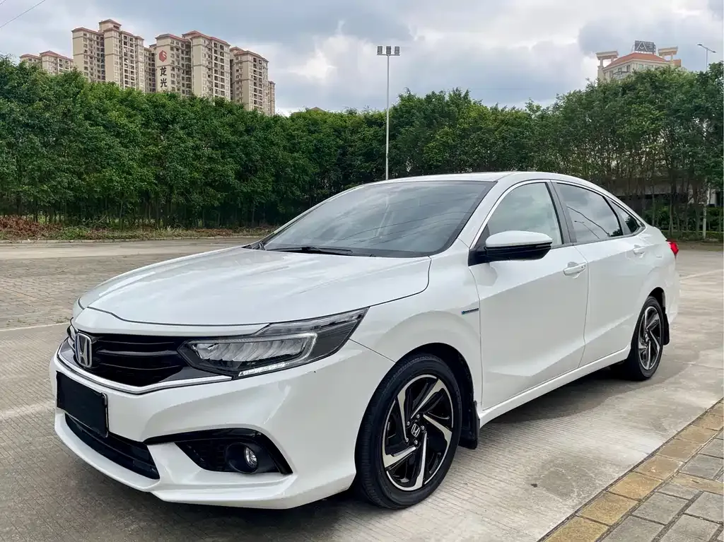 Honda Envix — фото 1