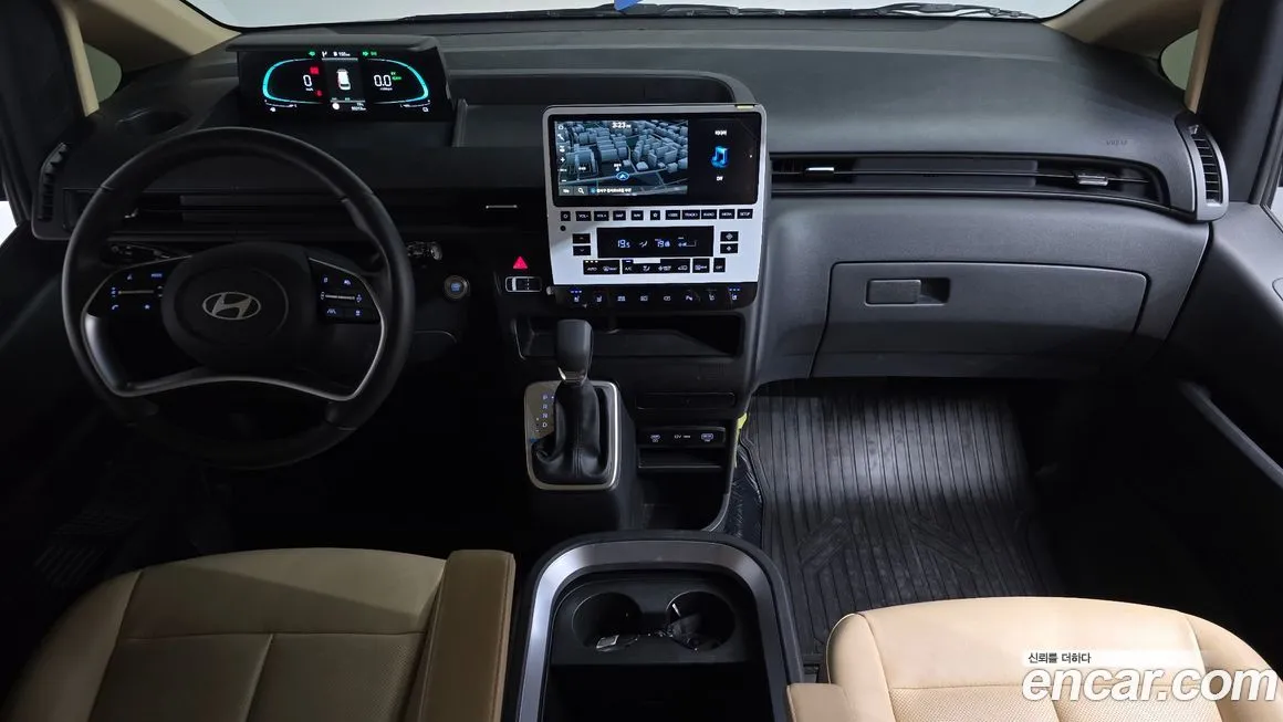 Hyundai Staria — фото 3