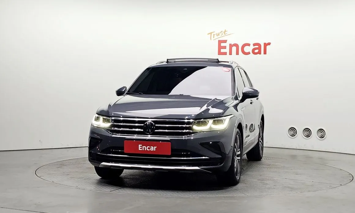 Volkswagen Tiguan — фото 8