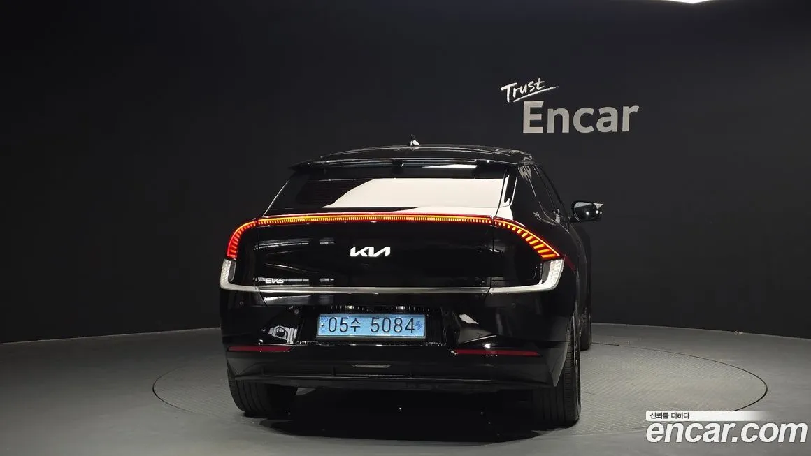 Kia EV6 — фото 6