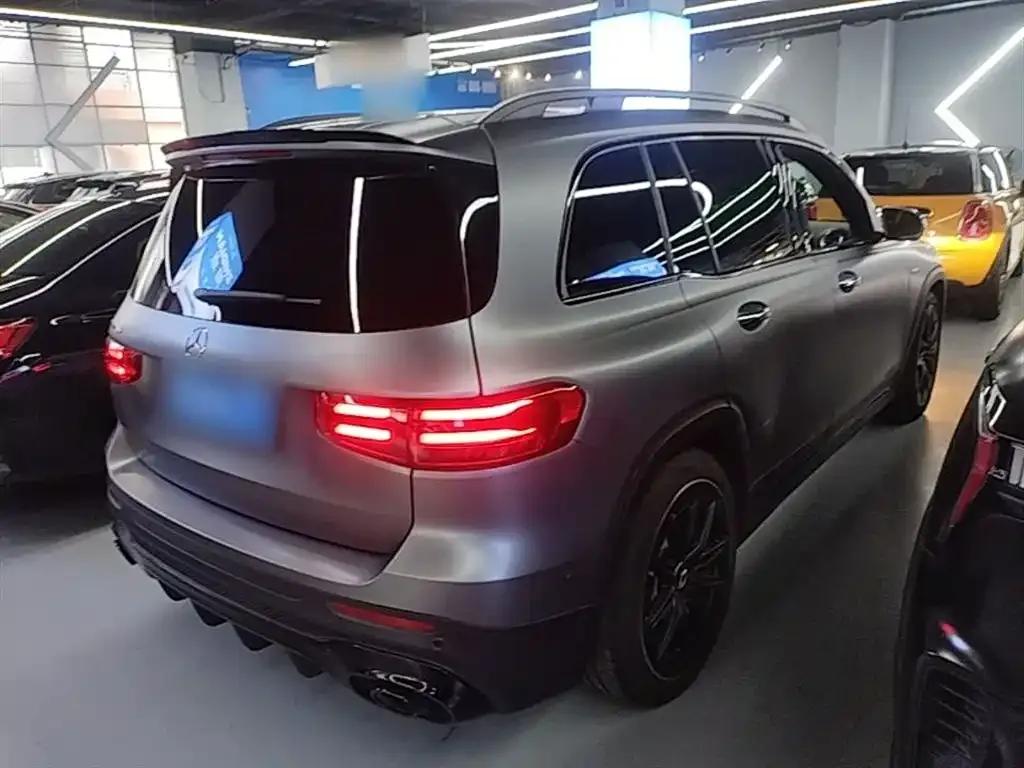 Mercedes-Benz GLB AMG — фото 6
