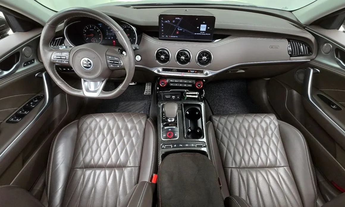 Kia Stinger — фото 10