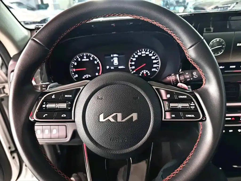 Kia KX3 — фото 4