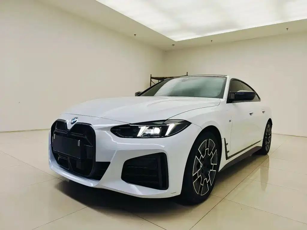 BMW 4 Series — фото 1