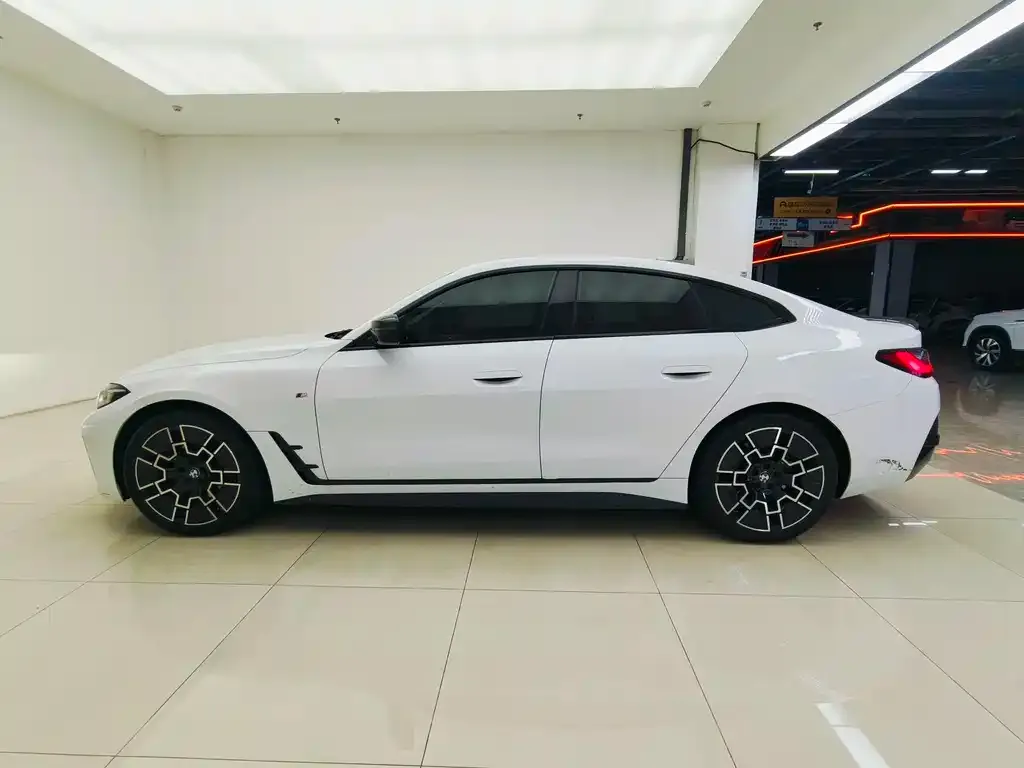 BMW 4 Series — фото 4