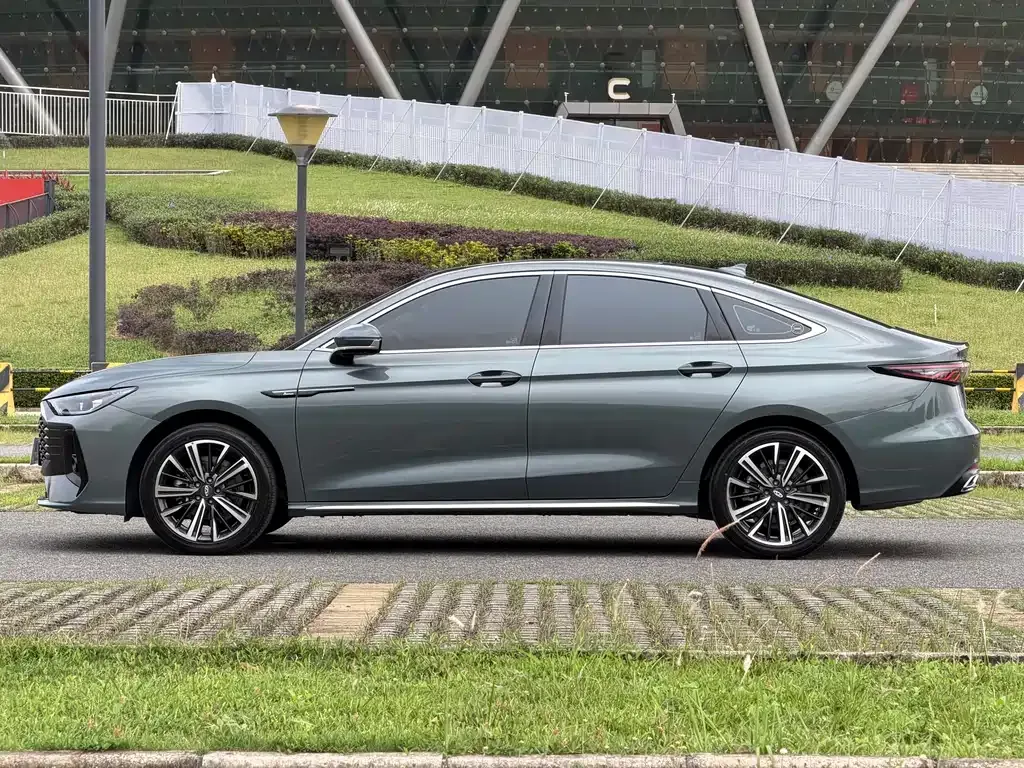 Chery Arrizo 8 PRO — фото 6