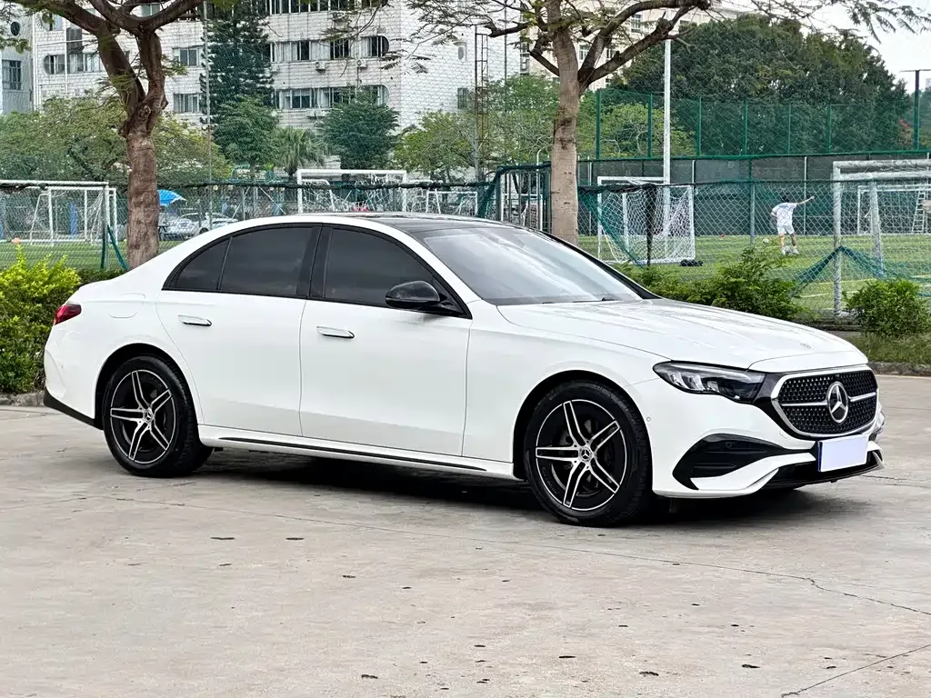 Mercedes-Benz E-Class (Import) — фото 9