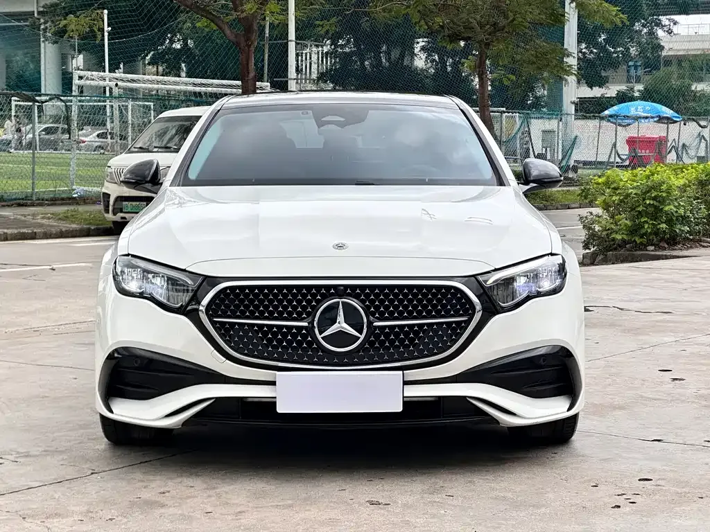 Mercedes-Benz E-Class (Import) — фото 6