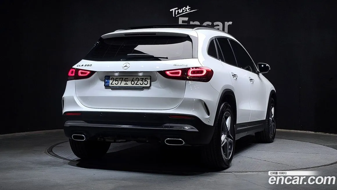 Mercedes-Benz GLA-Class — фото 4