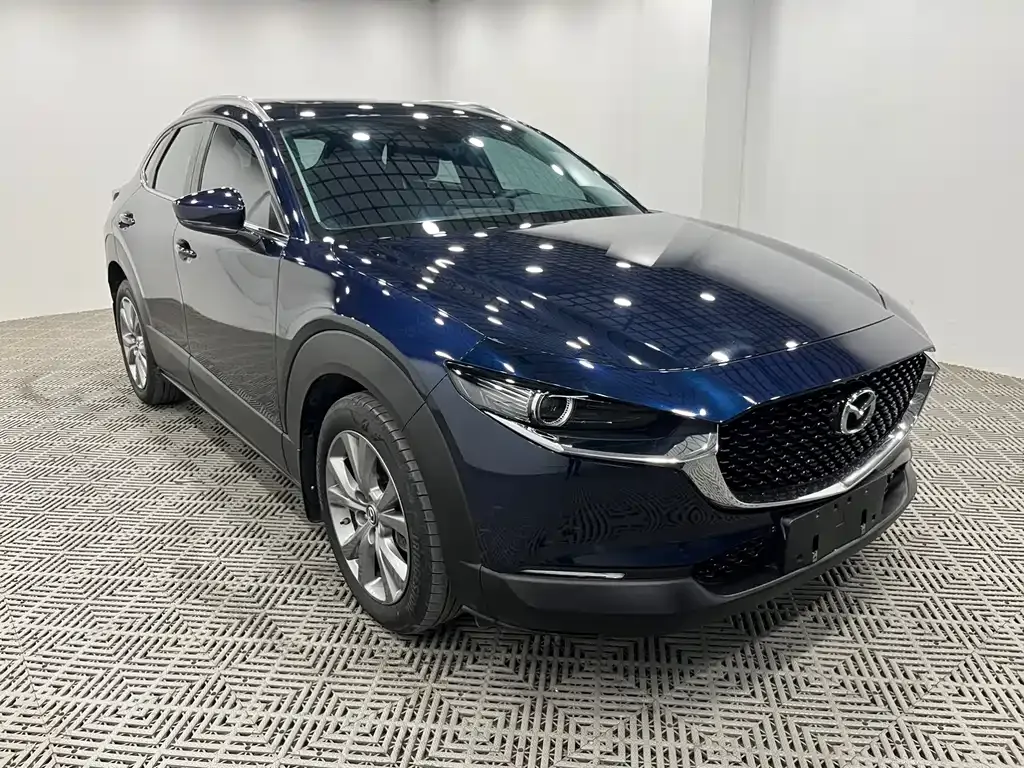 Mazda CX-30 — фото 1