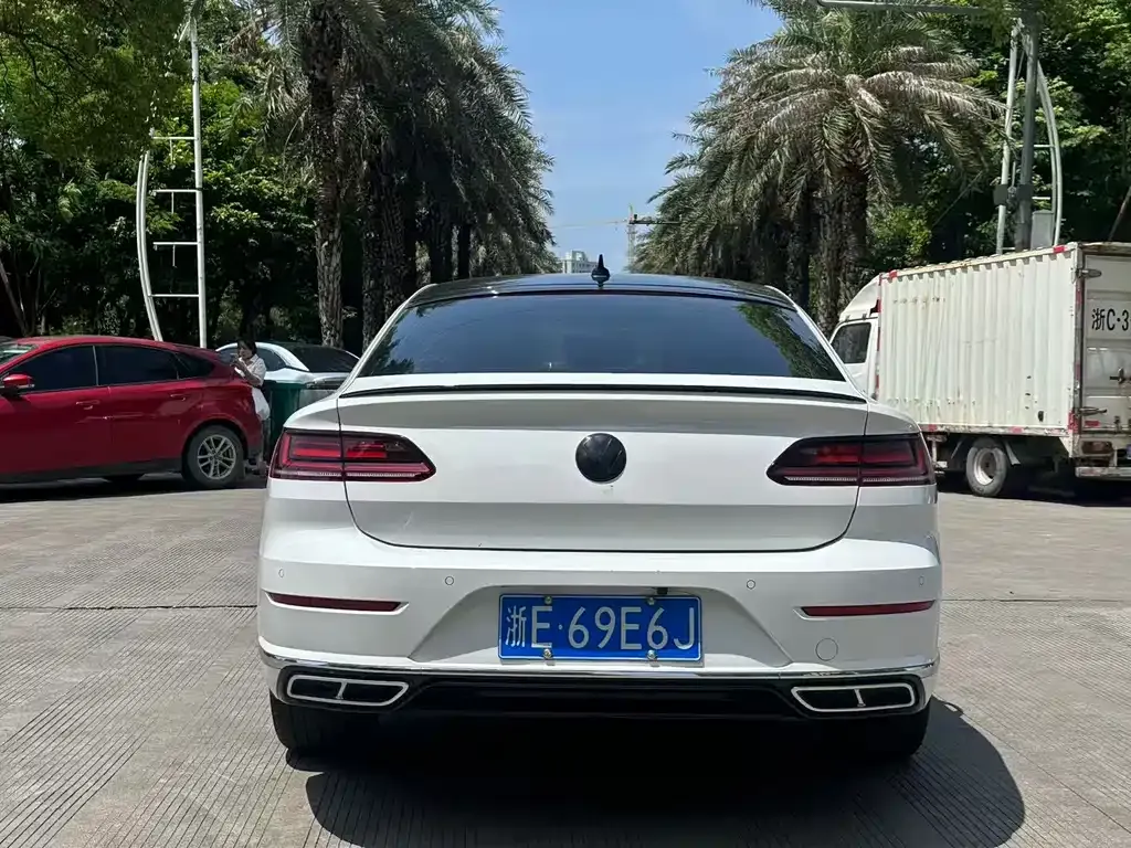 Volkswagen CC — фото 5