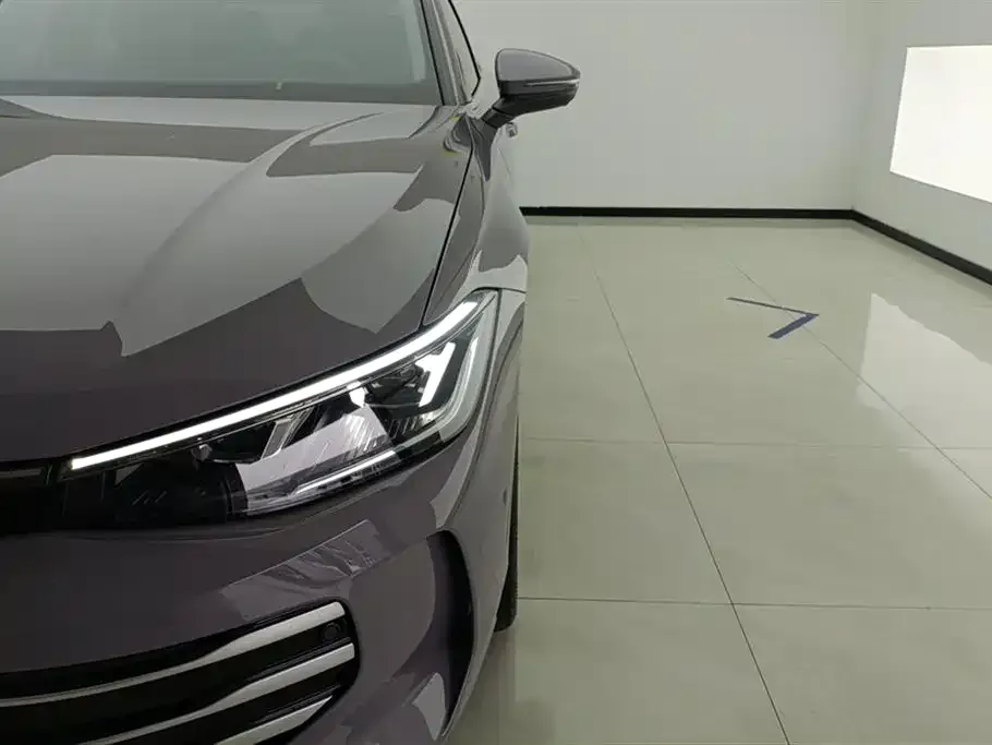 Volkswagen Passat — фото 5