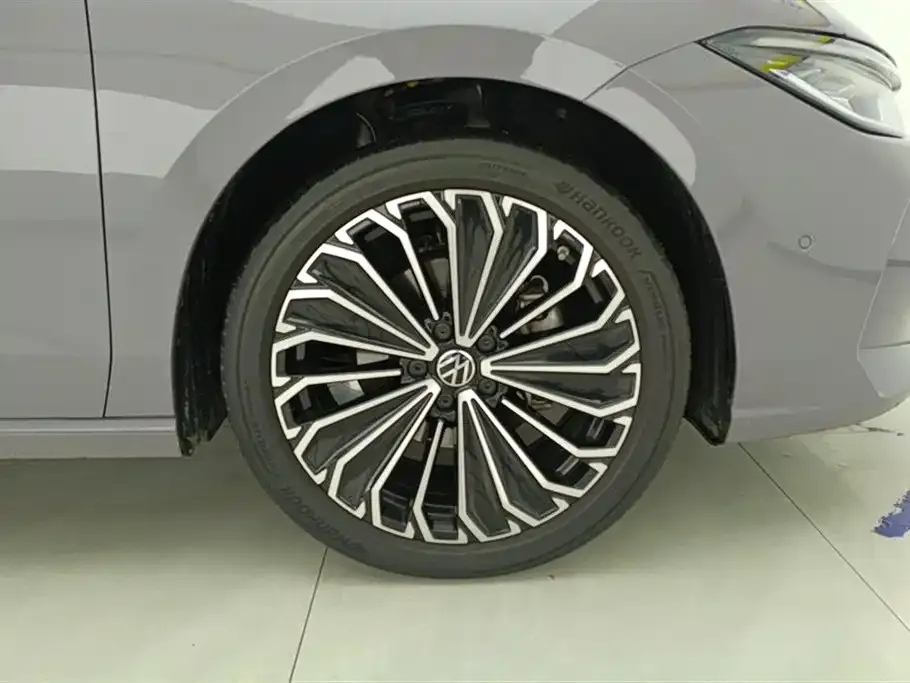 Volkswagen Passat — фото 2
