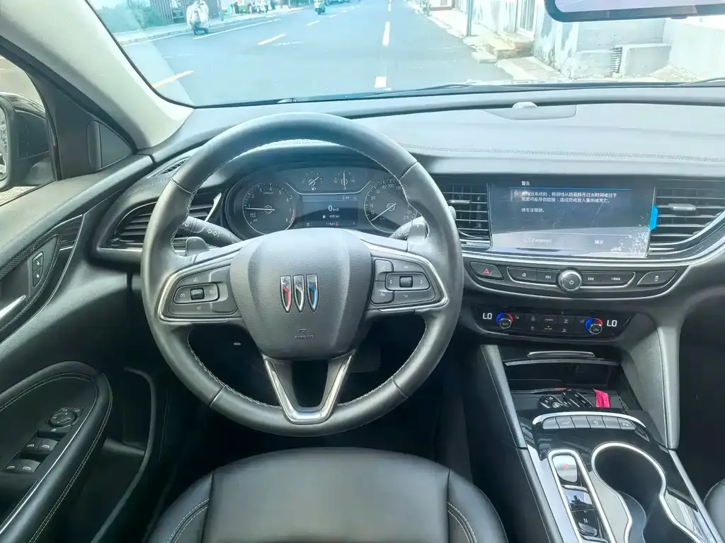 Buick Regal — фото 4