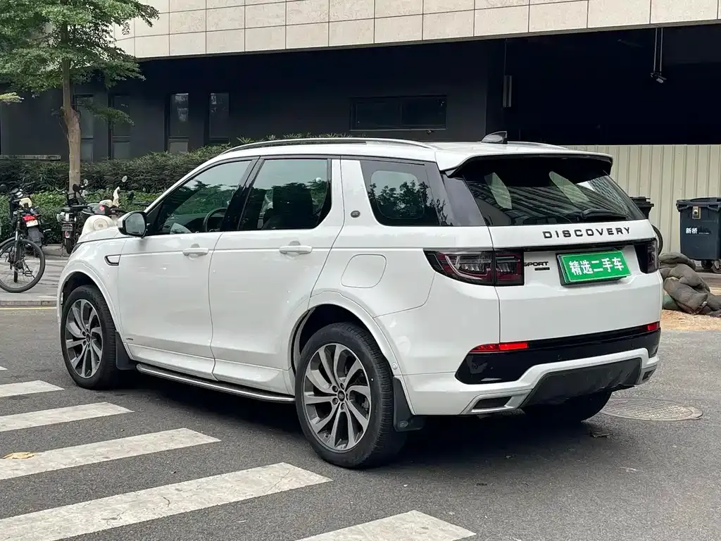 Land Rover Discovery Sport Hybrid — фото 2