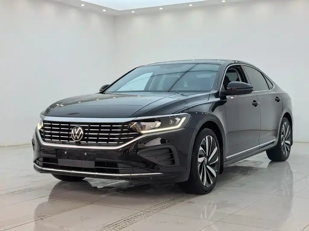 Volkswagen Passat — фото 2