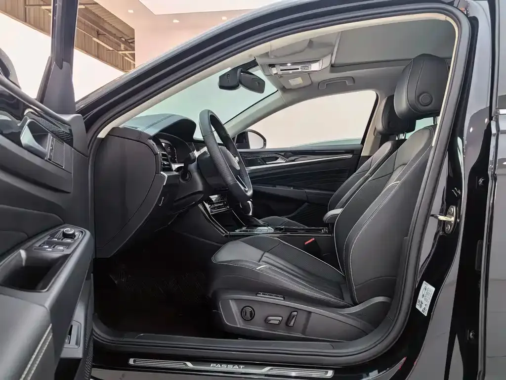 Volkswagen Passat — фото 5