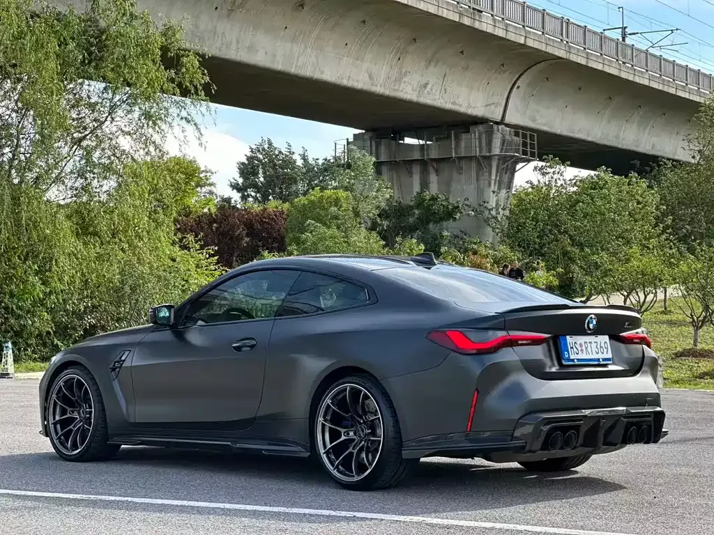 BMW M4 — фото 10