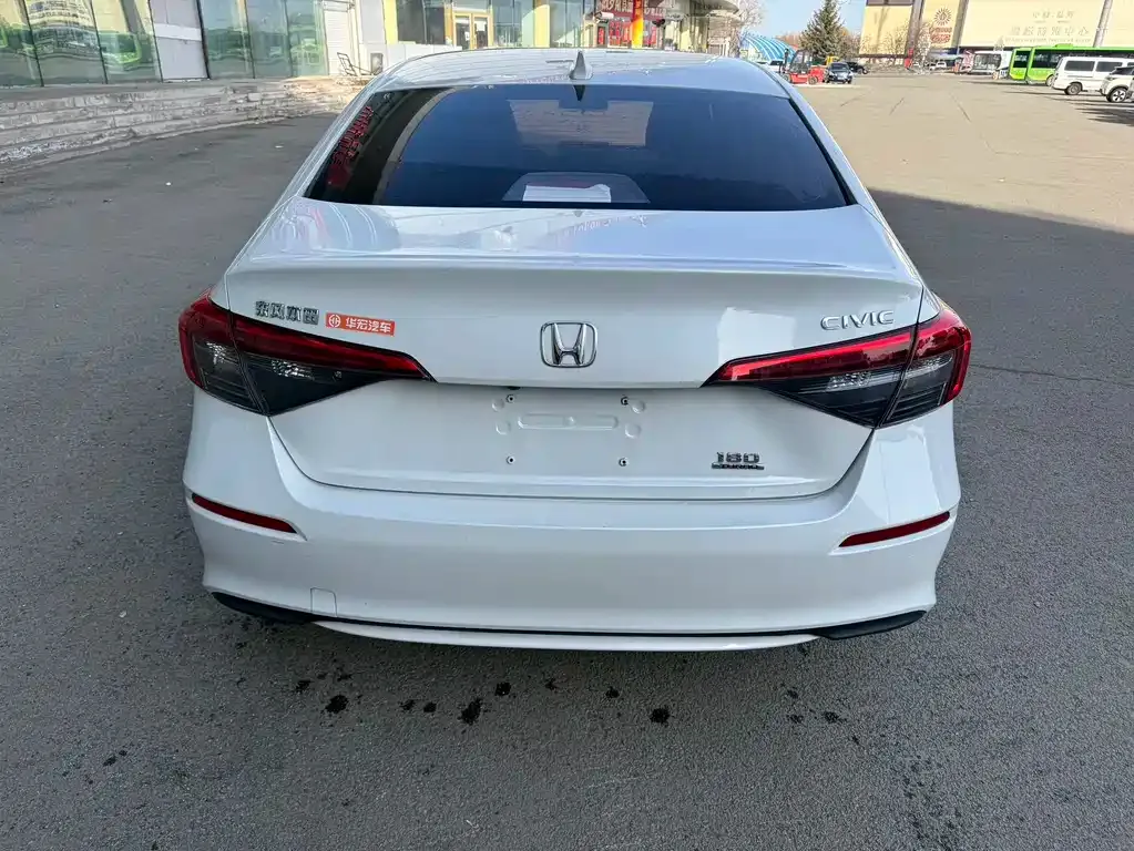 Honda Civic — фото 7