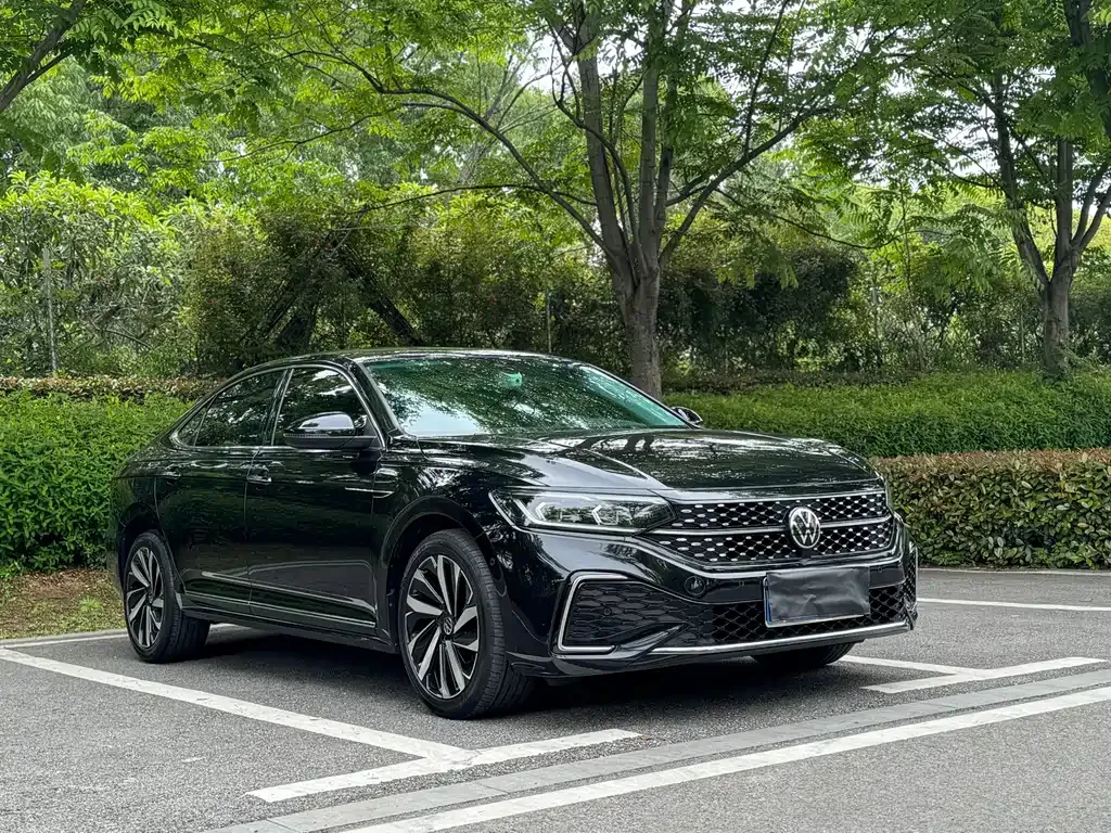 Volkswagen Passat — фото 9
