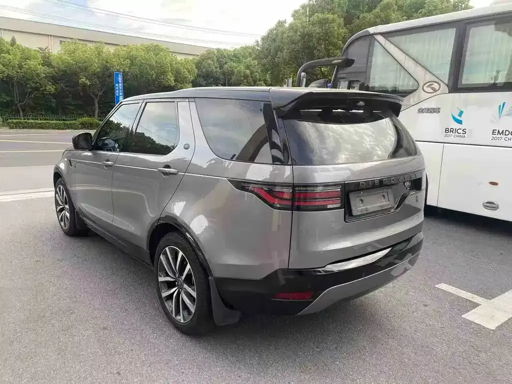 Land Rover Discovery — фото 7