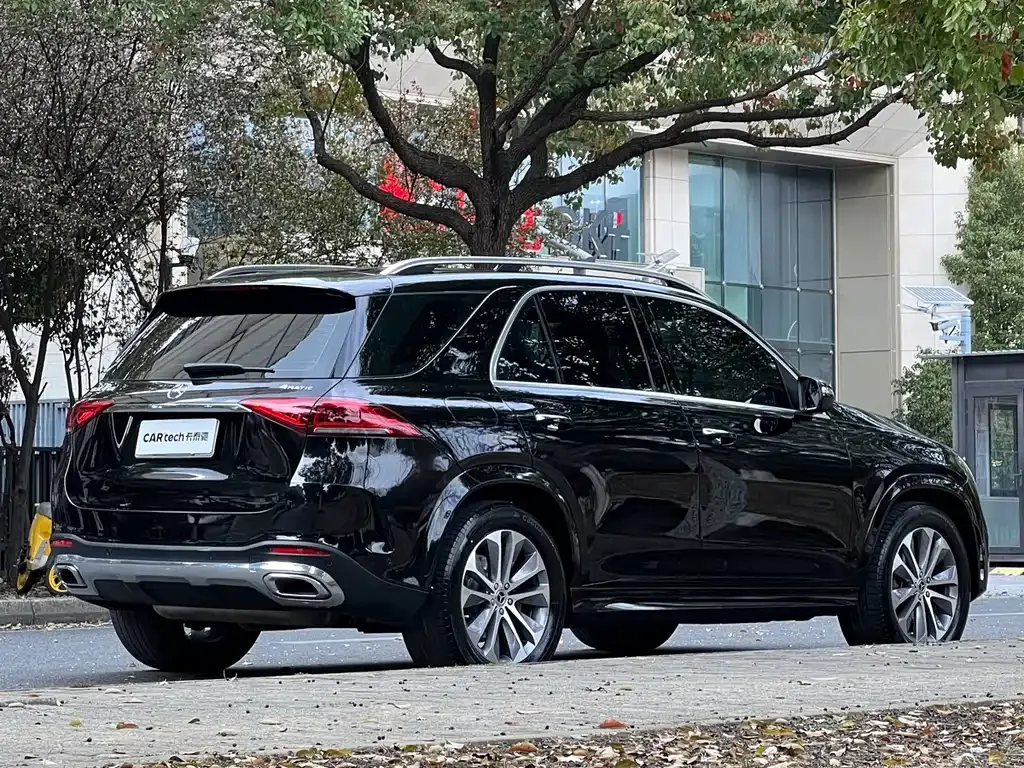 Mercedes-Benz GLE — фото 7