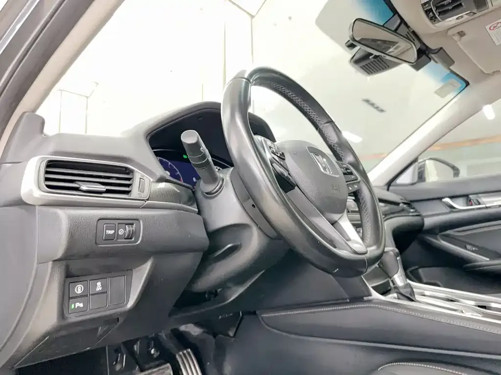 Honda Accord — фото 2