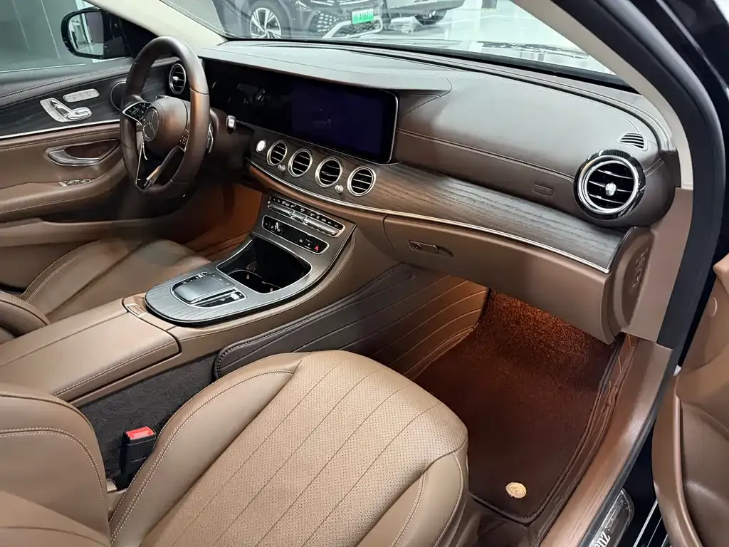 Mercedes-Benz E-Class New Energy — фото 5
