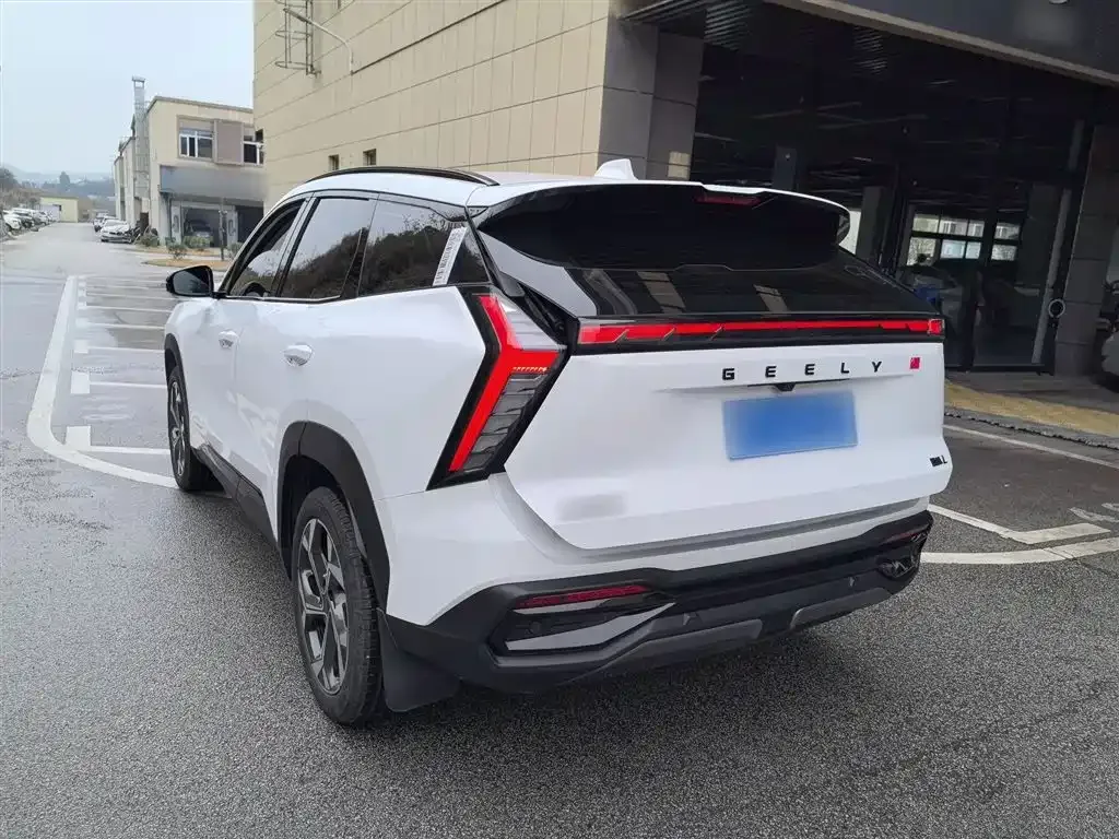 Geely Boyue L — фото 7