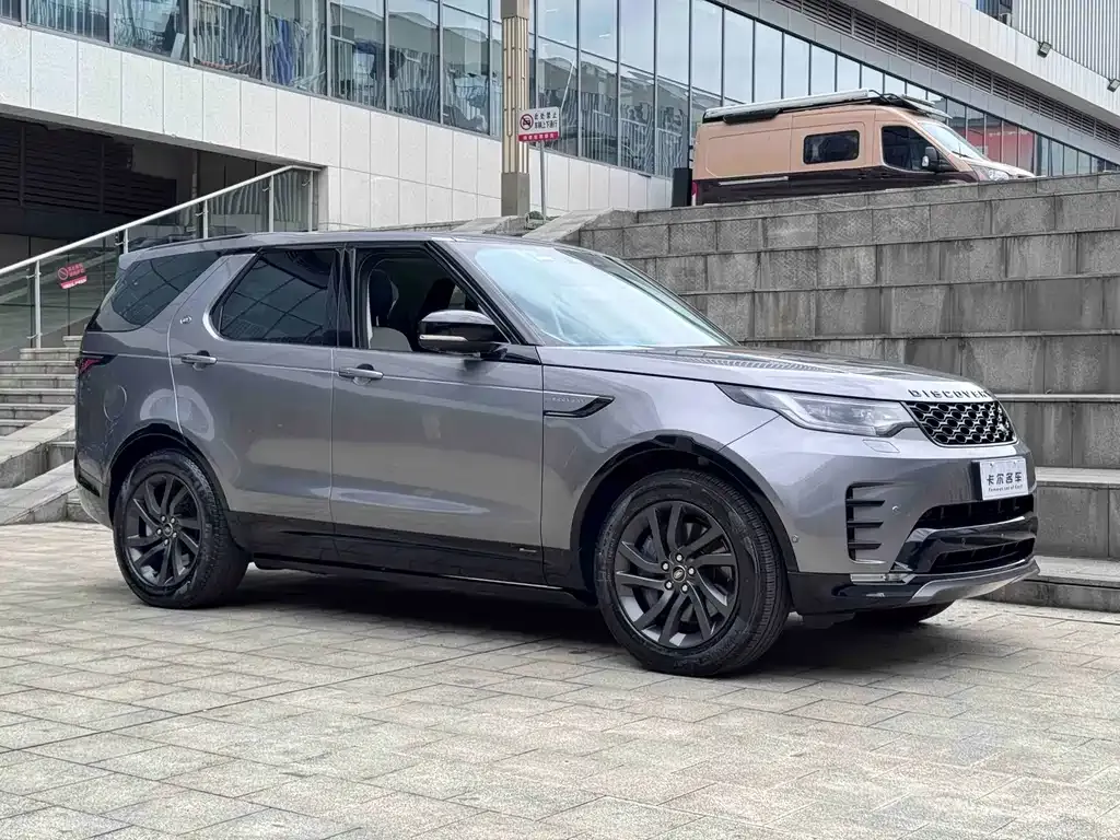 Land Rover Discovery — фото 8