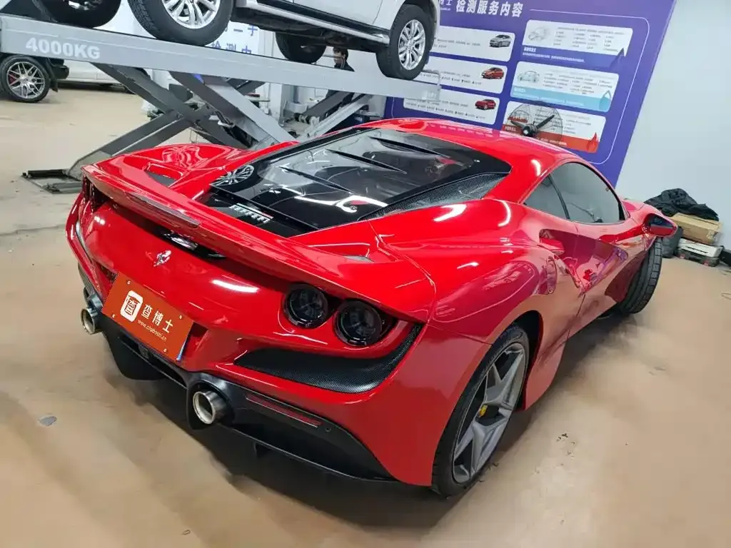 Ferrari F8 — фото 5