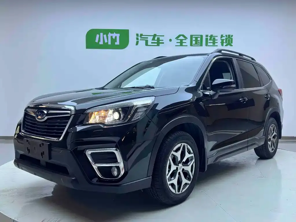 Subaru Forester — фото 1