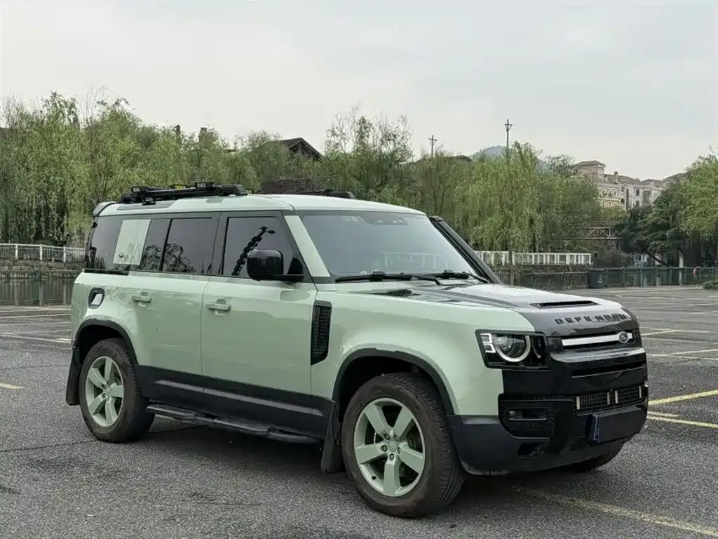 Land Rover Defender — фото 6