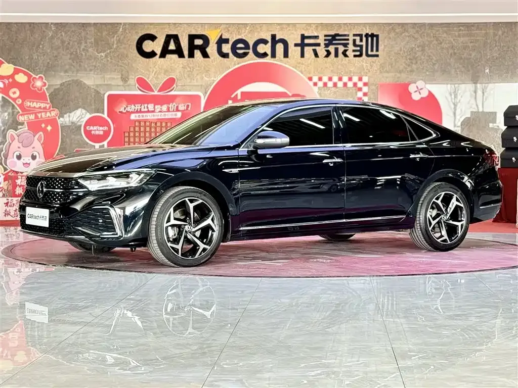 Volkswagen Passat — фото 1