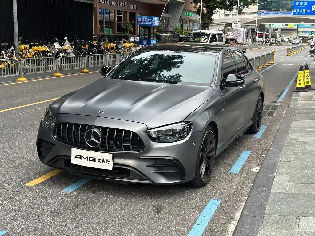 Mercedes-Benz E-Class AMG — фото 1