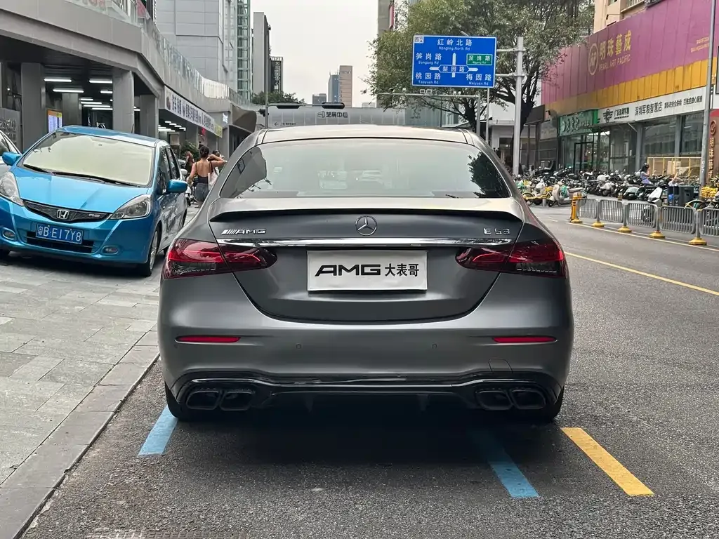 Mercedes-Benz E-Class AMG — фото 7