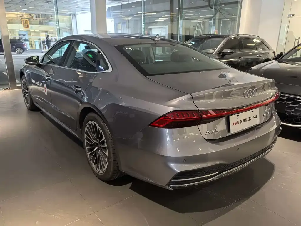 Audi A7L — фото 4