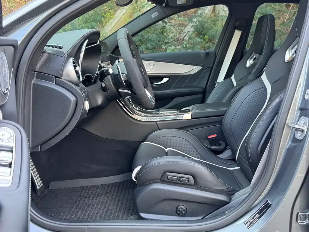 Mercedes-Benz C-Class AMG — фото 5