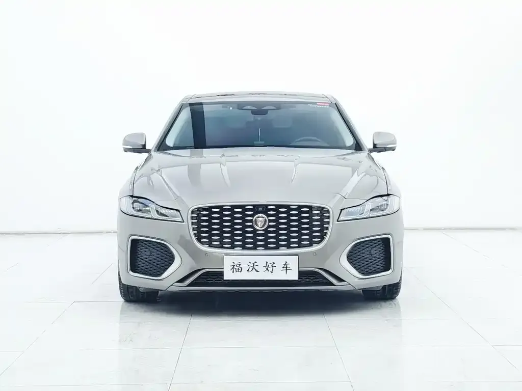 Jaguar XFL — фото 4